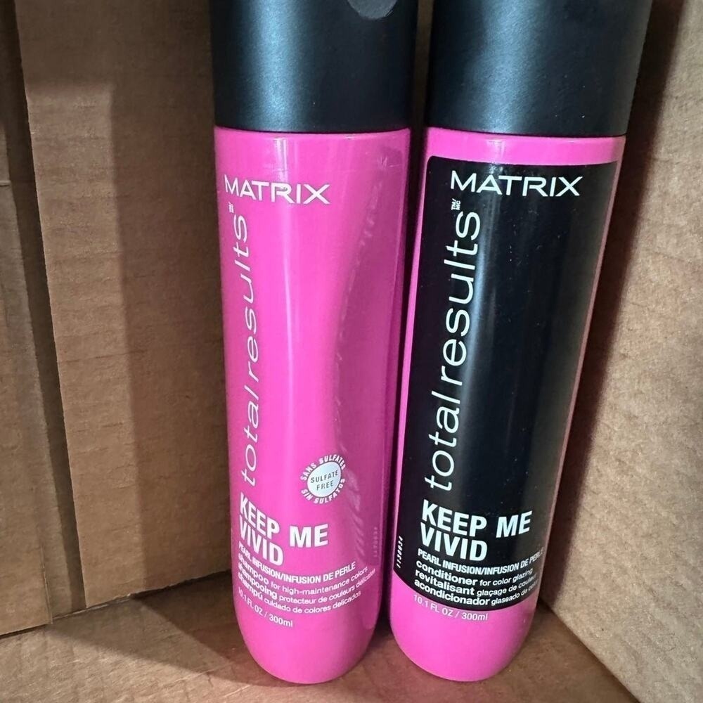 Matrix Total Results Keep Me Vivid Shampoo and Conditioner Set hair care